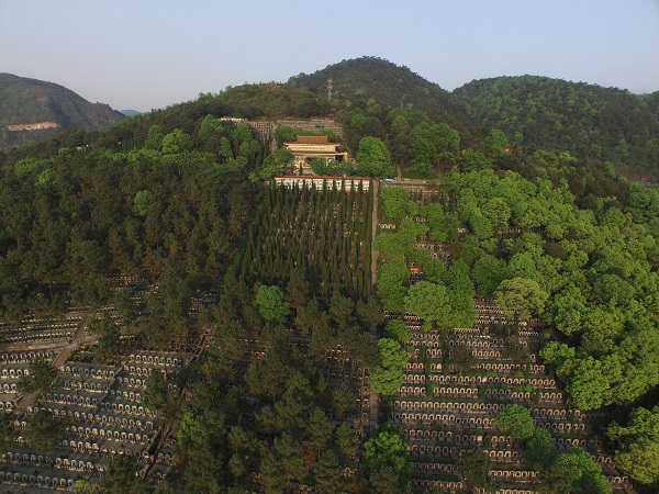 重庆龙居山公墓一期及地王殿