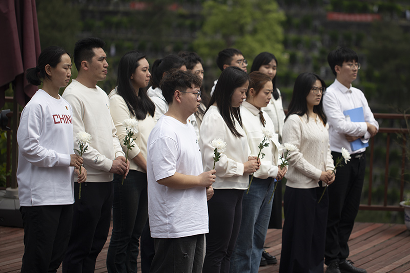 传承红旭精神 践行教育初心